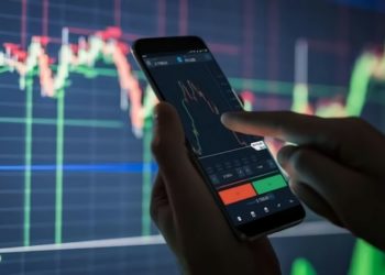 Регионы смогут участвовать в обсуждении сделок о выходе «недружественных» инвесторов из РФ