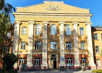 Возгорание из-за химической реакции произошло на складе НГАСУ: есть пострадавший