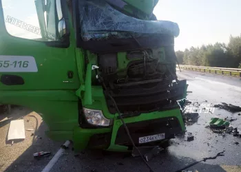 Стали известны подробности смертельного ДТП с тремя фурами под Новосибирском