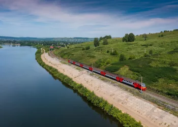 Новосибирская область до конца года получит новые электрички