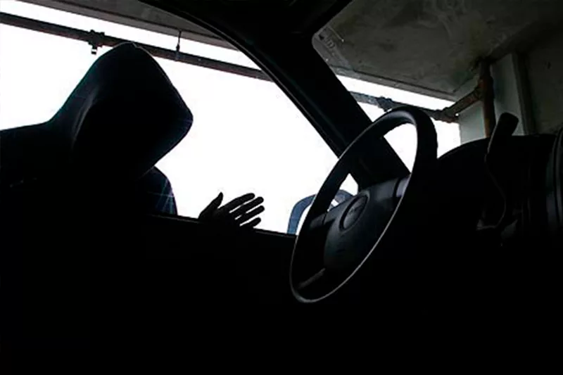 Сибиряк решил вернуться домой на чужом авто и нарвался на патруль