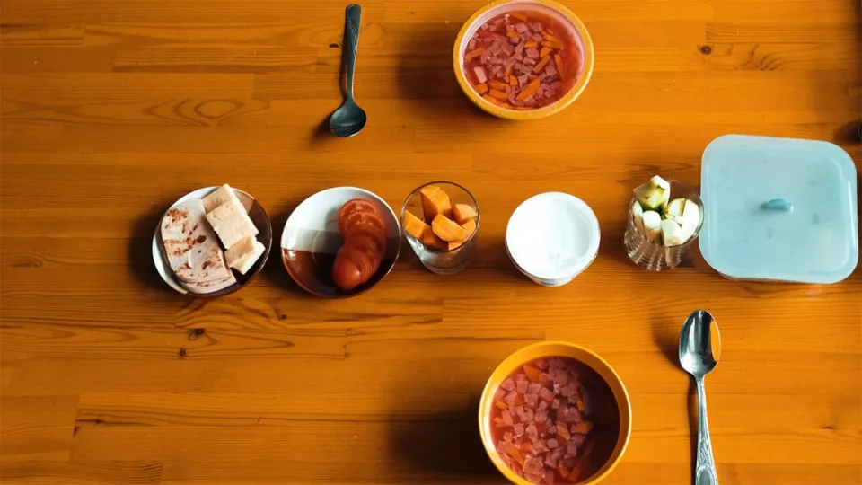 Новосибирск вошел в топ-5 городов России по дороговизне обедов