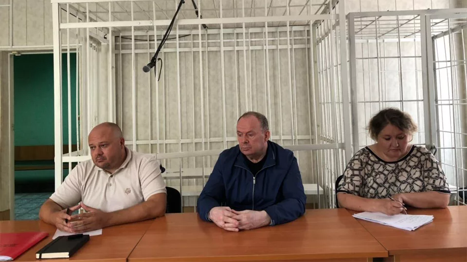 Дело Лаптева: в Новосибирске начался суд над областным депутатом и бывшим сенатором