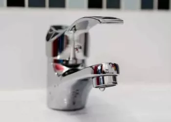 Без воды на пять дней останутся три микрорайона в Новосибирске