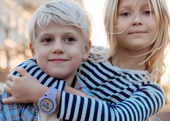 В новый учебный год — с новыми умными часами от «Ростелекома»