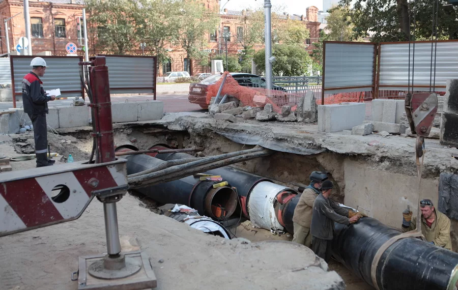 Заканчивается ремонт теплосетей на одной из самых старинных улиц Новосибирска