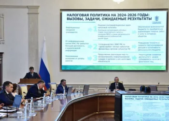 Губернатор Андрей Травников обозначил приоритеты областного бюджета на ближайшие три года