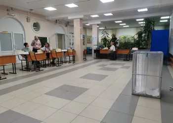 Первая половина последнего дня выборов губернатора дополнила явку до 21%