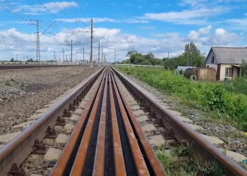 Новосибирец выкрал 4 тонны болтов и гаек с железнодорожных путей