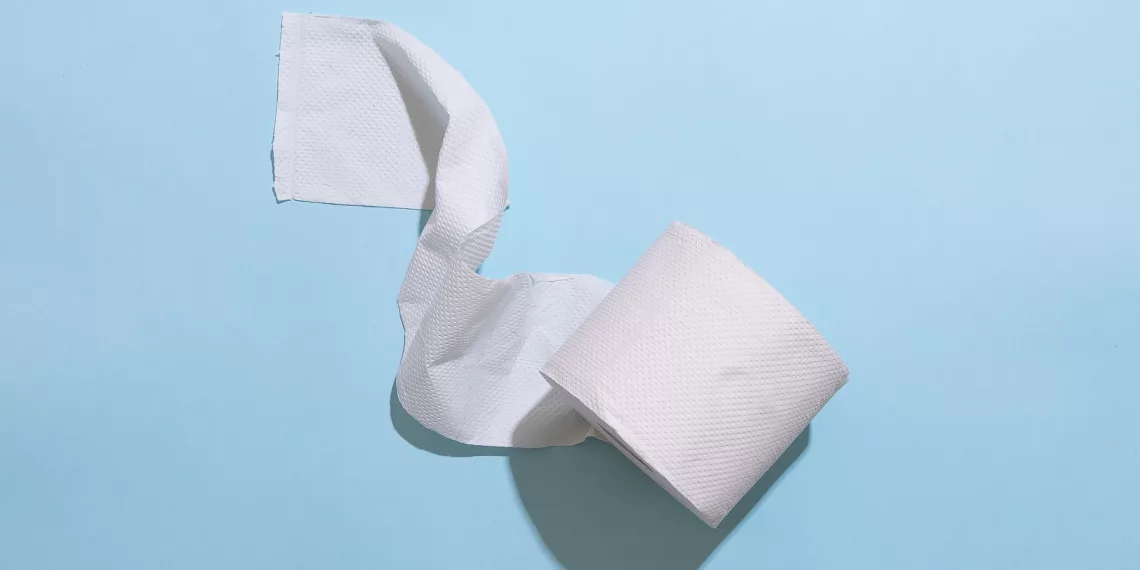 НГУЭУ назначил награду в 10 тысяч за поимку туалетных хулиганов