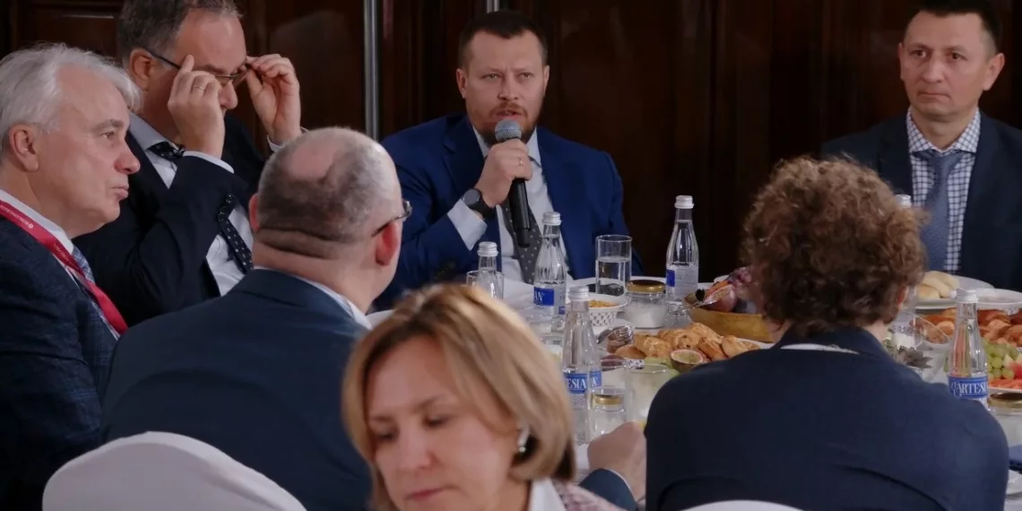 Какой должна быть отечественная энергетика в будущем – главное с бизнес-завтрака Сбера