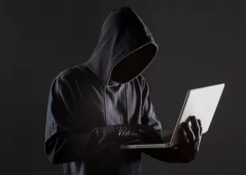 Хакер из Новосибирска получил срок за кражу более 16 млн рублей