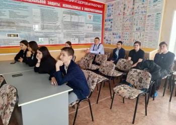 Специалисты АО «РЭС» продолжают знакомить детей с работой энергетиков