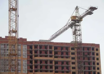 Суд раздал по четыре года колонии мошенникам за обман дольщиков ЖК «Радужный»