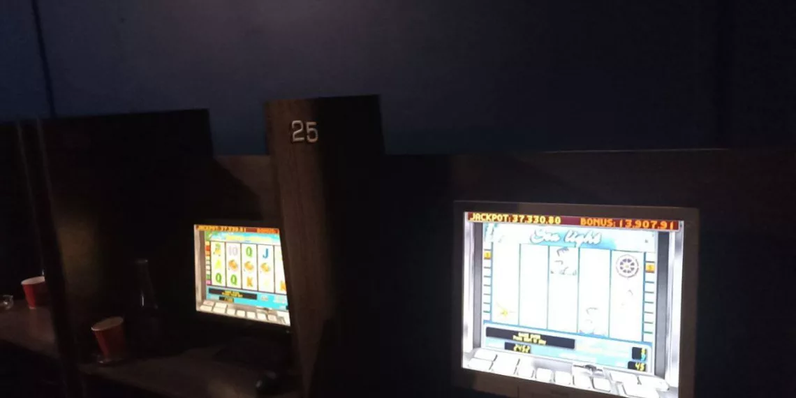 В Новосибирске закрыли подпольное казино после жалобы местного жителя