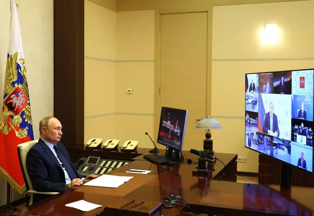 Путин призвал налоговиков «не сбавлять темпы работы»