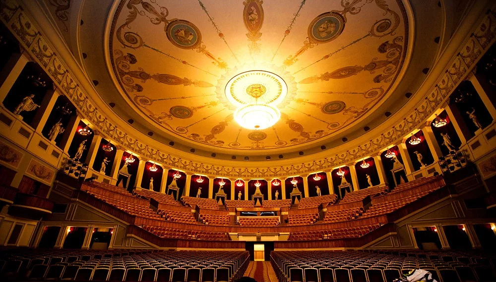 ФСБ штурмом возьмет новосибирский оперный театр