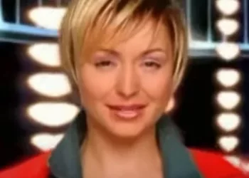 Катя Лель объяснила популярность трека «Мой мармеладный» вибрациями от «высших цивилизаций»