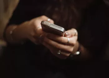 «Мегафон» снизит тарифы на связь после проверки ФАС