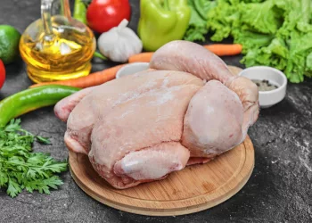 В России отменили таможенные пошлины на ввоз куриного мяса