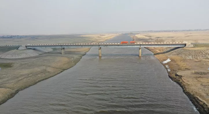 В Усть-Таркском районе отремонтируют мост через Омь за 116 млн рублей