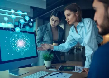 Работы конкурса журналистов Совета Федерации оценил GigaChat Сбера