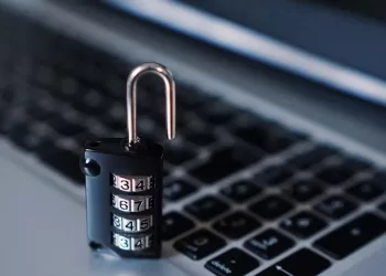 «Энциклопедия парольной защиты»: эксперт рассказал о лучших способах защиты от кибермошенников