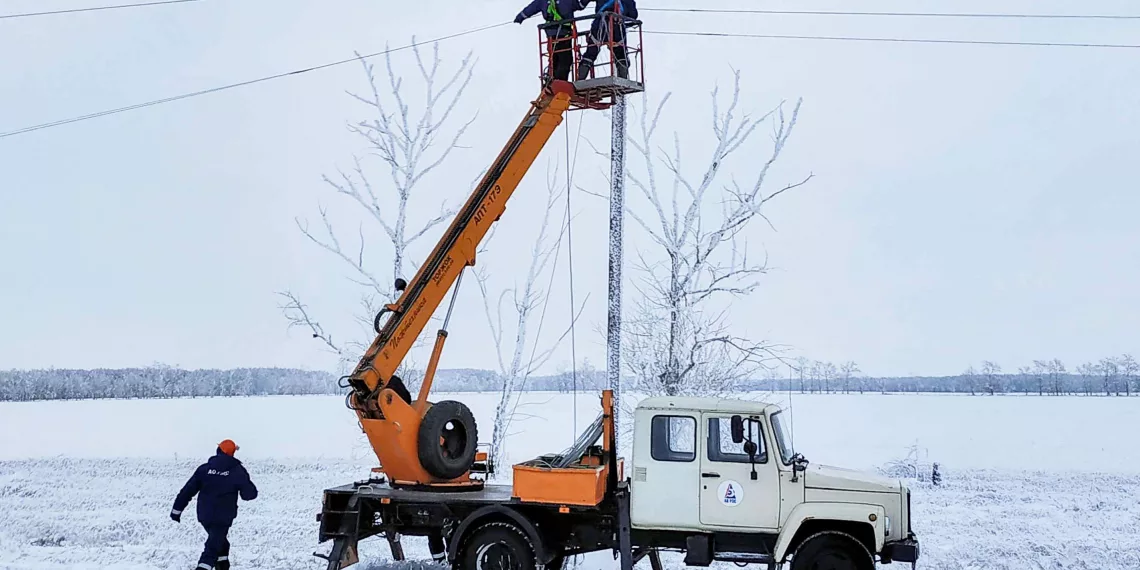 Бригады АО «РЭС» в Новосибирской области работают в режиме повышенной готовности