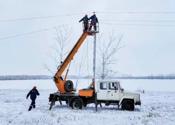 Бригады АО «РЭС» в Новосибирской области работают в режиме повышенной готовности