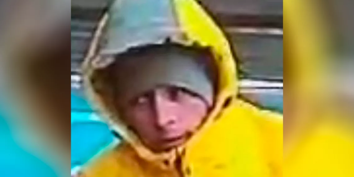 Новосибирца объявили в розыск за шопинг чужой картой