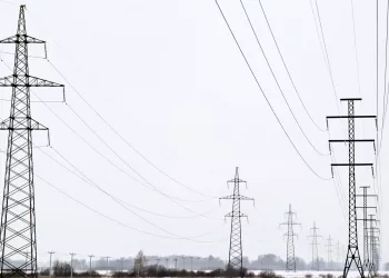 Энергетики заблаговременно готовят ЛЭП к грозовому сезону