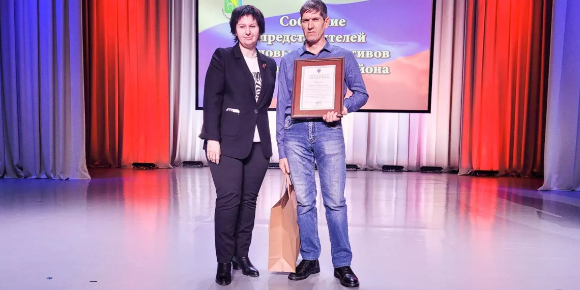 Несколько десятков сотрудников АО «РЭС» награждены в рамках собраний трудовых коллективов