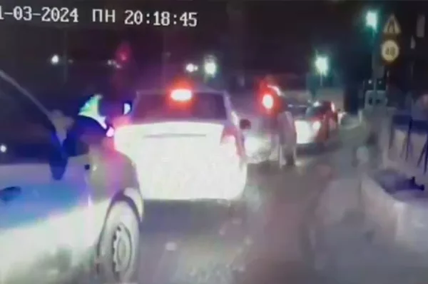 Угонщика в Новосибирске поймали пьяным за рулем чужого авто