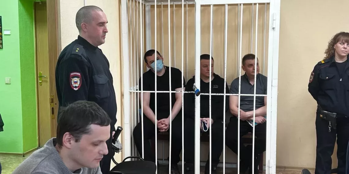 В Новосибирске начали судить экс-полицейских за взятку в размере 2 млн рублей