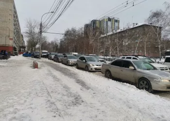 ДТП с участием трамвая №13 собрало огромную пробку на Восходе