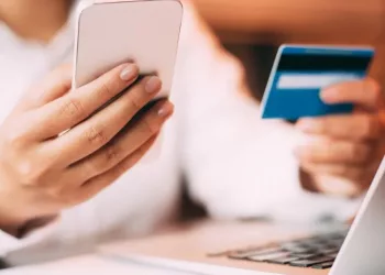 Сбер и «Российский Красный Крест» открыли благотворительный счет для сбора средств пострадавшим и семьям погибших во время теракта в Крокус Сити Холле