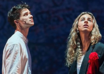 Голос современности: рок-арии прозвучали в «Ромео и Джульетте» на сцене новосибирского театра