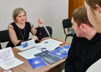 «Россети Новосибирск» рассказали о своей профессии на Всероссийской ярмарке «Работа в России»