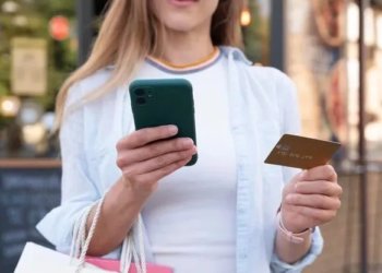 С 1 мая россияне смогут переводить самим себе до 30 миллионов рублей в месяц бесплатно