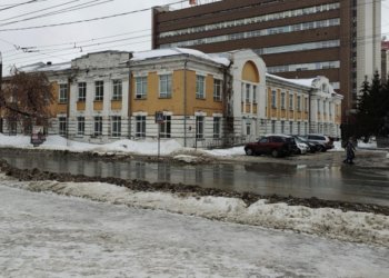 В Новосибирске ищут подрядчика на ремонт поликлиники №20 за 32 млн рублей