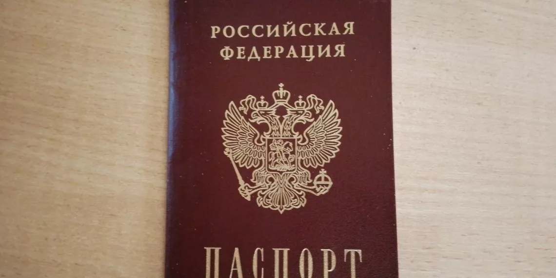 Срок пребывания иностранцев в РФ могут сократить до 90 дней