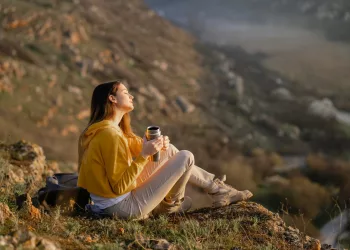 ВТБ: почти каждый третий сибиряк проведет майские праздники на природе