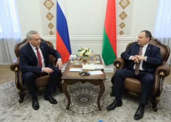 Премьер-министр Республики Беларусь Роман Головченко и Губернатор Андрей Травников провели в Минске рабочую встречу