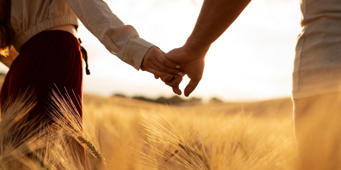 Более 75% женщин из Новосибирска считают, что за отдых должен платить мужчина