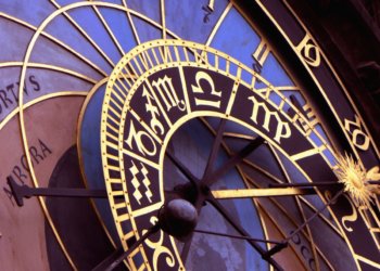 Водолеям – ограничить общение с коллегами, тельцам – не терять связь с реальностью: гороскоп для всех знаков зодиака