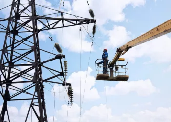 Персонал «Россети Новосибирск» готов к обслуживанию электросетей в аномальную жару