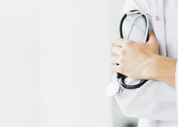 Врач объяснила, как избежать кишечных инфекций летом