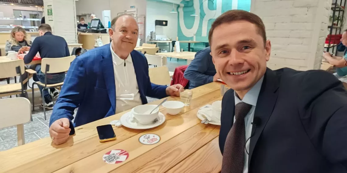 Депутат Александр Аксёненко рассказал, чем кормят на благотворительных обедах в Советском районе