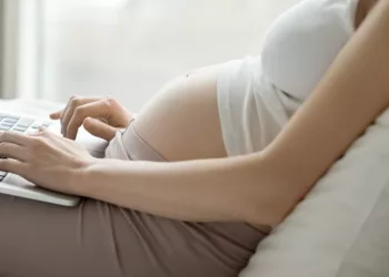 За рождение двойни 100 семей получили маткапитал в Новосибирской области