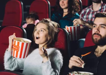 Топ-10 фильмов, которые можно посмотреть в кинотеатре